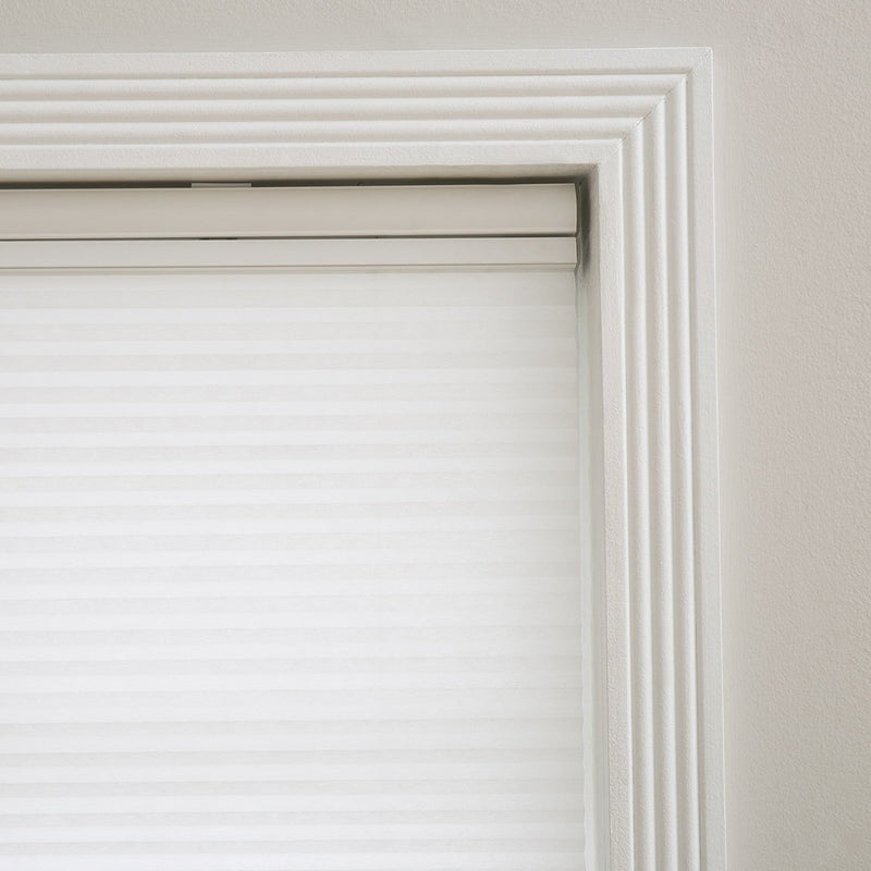 White Top-down/ Bottom-up 3/8" Single Cordless Cellular Light Filtering Shade